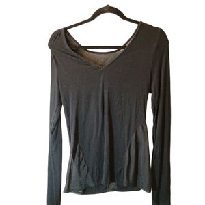 Red bke solid top black size M